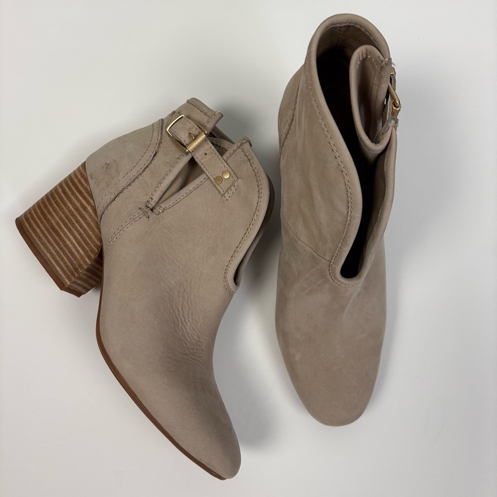 Lucca Lane Paydena Suede Stacked Heel Ankle Booties Beige 9 Neutral Casual Fall
